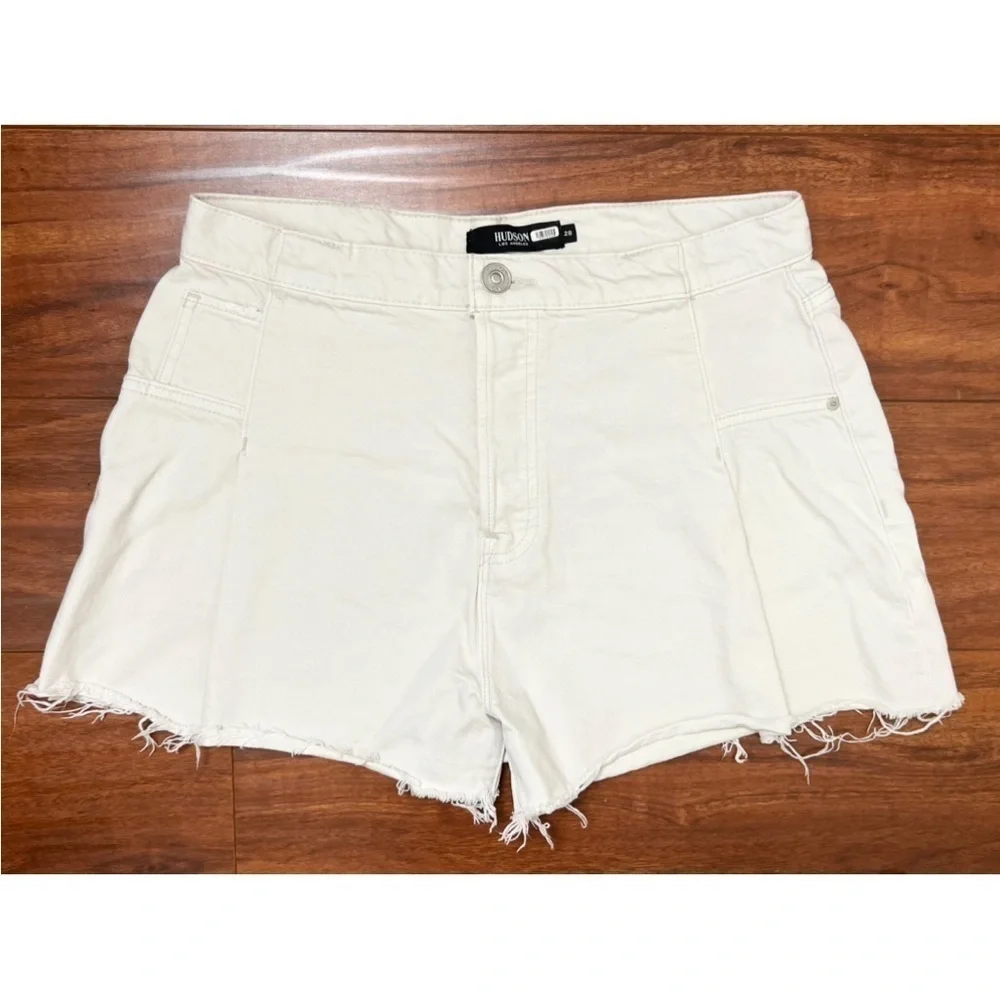 HUDSON 90s Pleated‎ Beige Denim High Waist Frayed Raw Hem Cutoff Jean Shorts 28